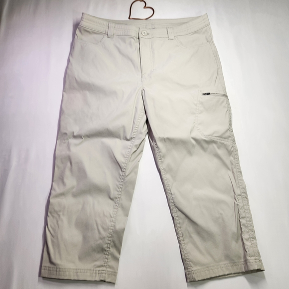 ⭐️Eddie Bauer Rainer Tech Capris – Women’s Size 10 – Beige Hiking / Travel - Picture 2 of 12